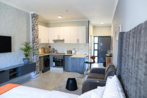 Sarona City Alpha Apartment L303